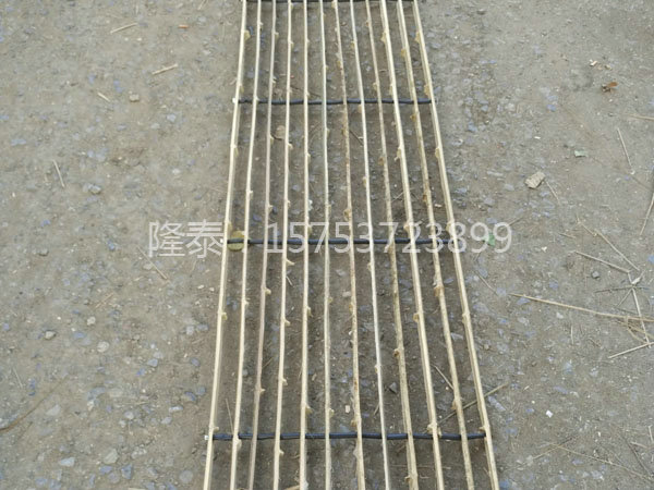 竹鴨床（竹雞床）